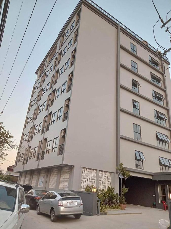 Hotel Chom Chao City Пном Пен Екстериор снимка